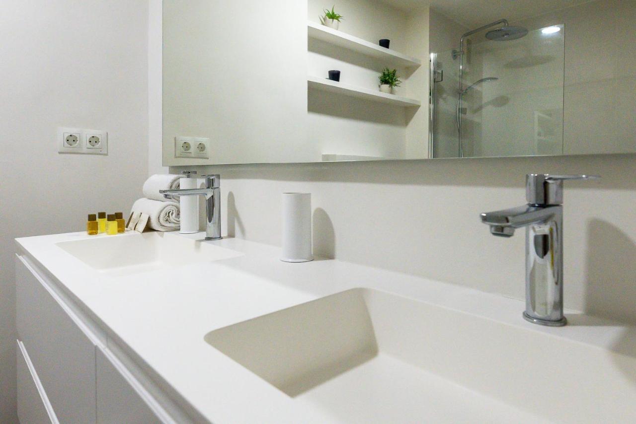 Vacation Marbella I Top 1 Puerto Banus Sea Front Rental, Renovated Exterior foto